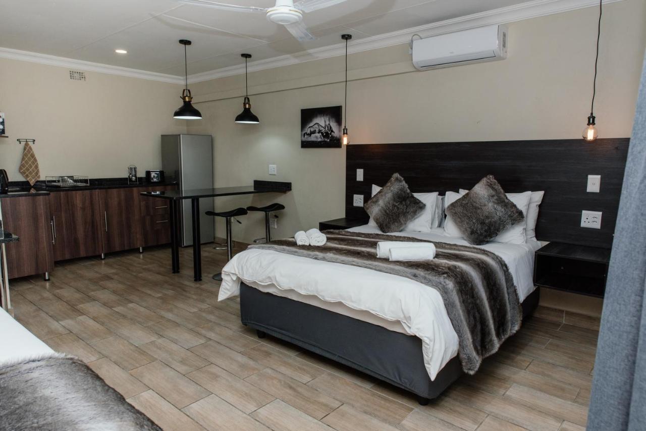 Casa Leitao Lodge Пхалаборва Экстерьер фото
