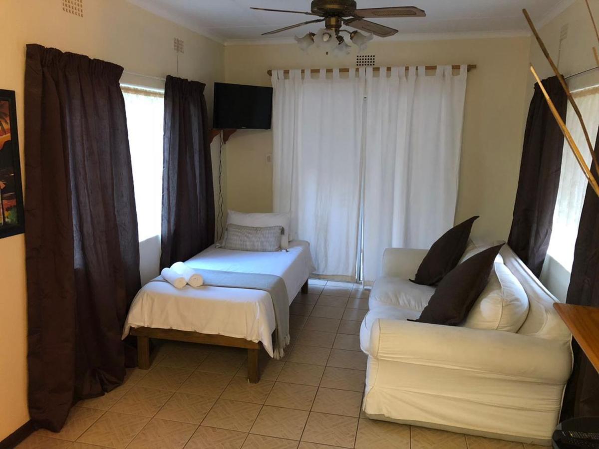 Casa Leitao Lodge Пхалаборва Экстерьер фото