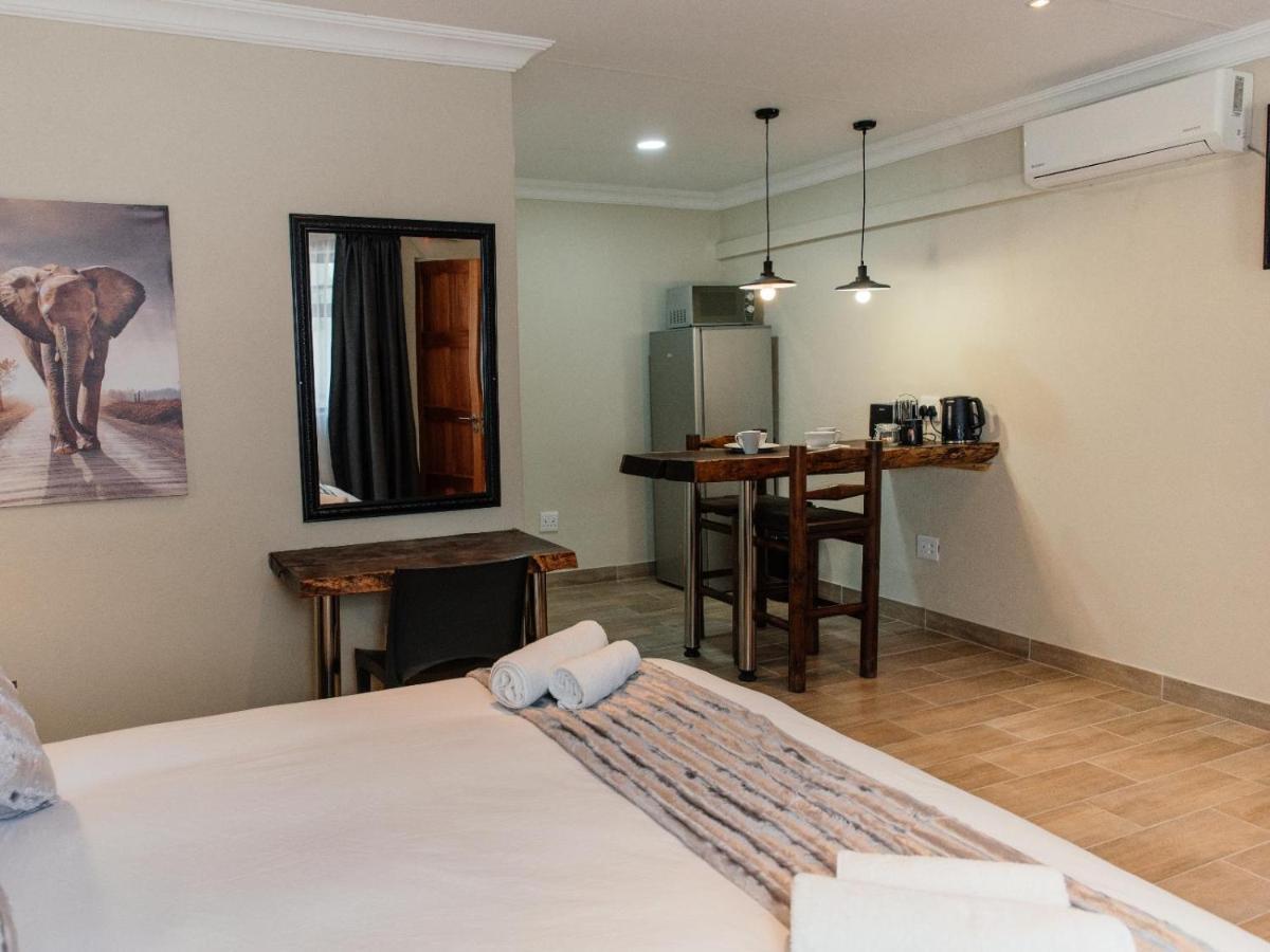 Casa Leitao Lodge Пхалаборва Экстерьер фото