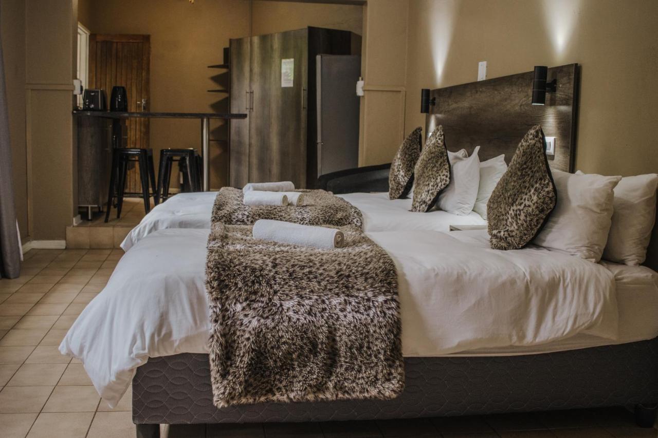 Casa Leitao Lodge Пхалаборва Экстерьер фото